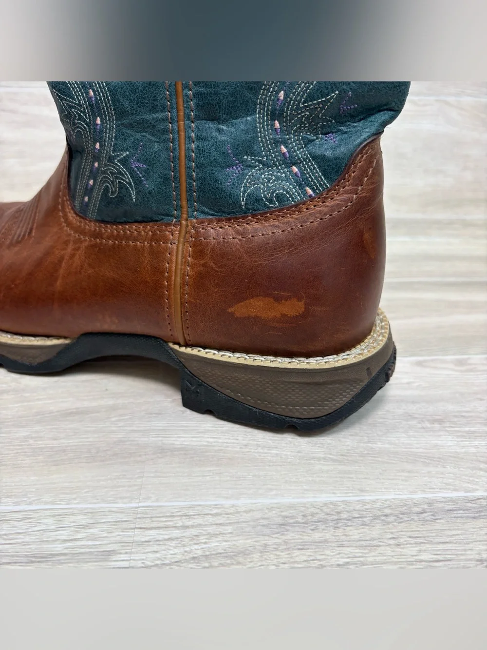 Durango Women's Lady Rebel Brown and Teal 10